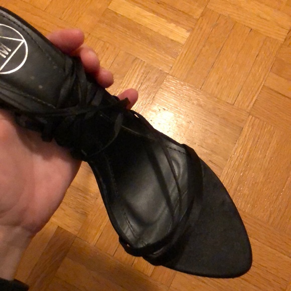 Lace up heels - Picture 5 of 7